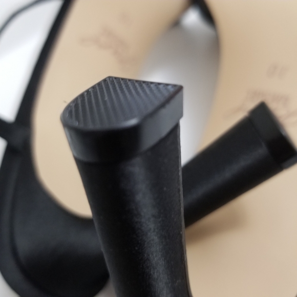 🆕️⬇️Jewel Badgley Mischka Patsy Strappy Crystal Embellished Heel - Picture 9 of 16